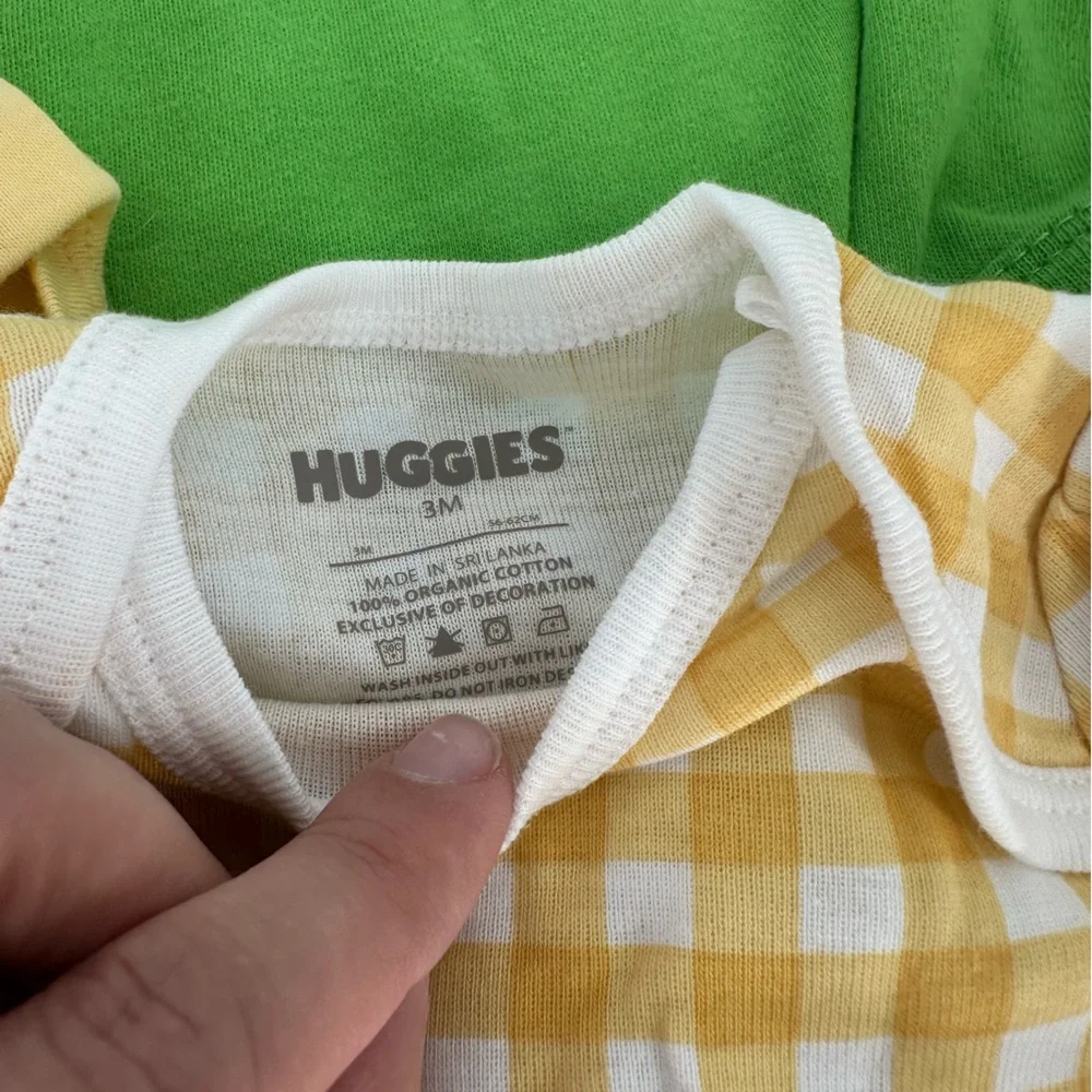 Lot of 6 Baby 0-3 Months Neutral Bodysuit Bears Sloth Bumblebee Green Yellow